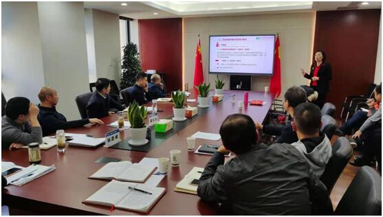 安徽威客电竞地产集团公司召开党委理论学习中心组第十二次学习扩大会